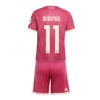 Otroški Nogometni dresi Real Madrid Rodrygo Goes #11 Tretji 2026-27 Kratek Rokav (+ Kratke hlače) Otroški Nogometni dresi Real Madrid Rodrygo Goes #11 Tretji 2026-27 Kratek Rokav (+ Kratke hlače)